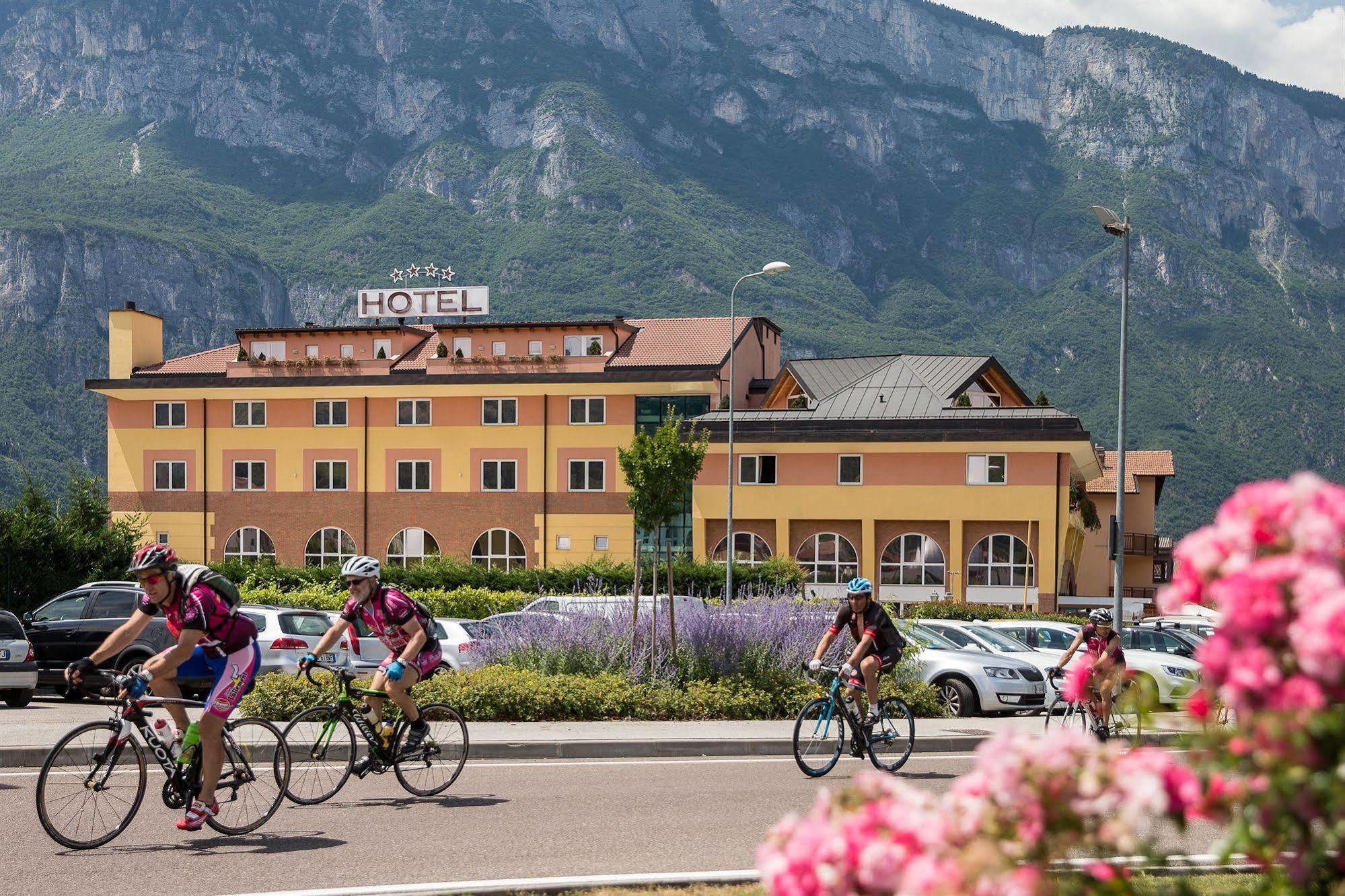 Sartori'S Hotel Lavis Eksteriør bilde